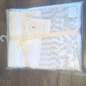 Burt's Bees Baby Muslim Blankets